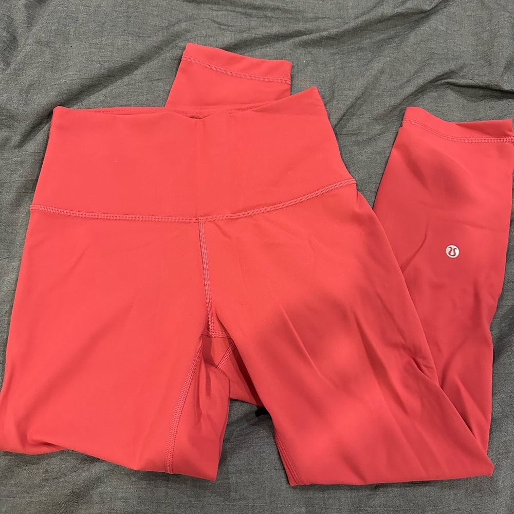 Lululemon wunder train contour fit 23” leggings